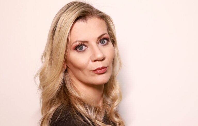 Especialista Camila Silveira dá dicas para aumentar o seu engajamento ou da sua empresa nas redes sociais