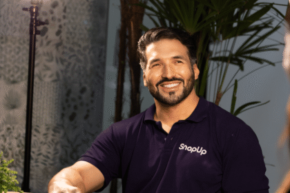 Para SnapUp, a chegada dos anúncios aos ambientes de IA pode representar uma das mudanças mais relevantes da publicidade digital.