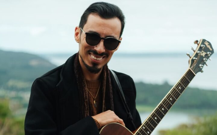 Cantor e compositor Léo Richar vive uma nova fase na carreira e reforça um projeto de expansão voltado ao mercado nacional.