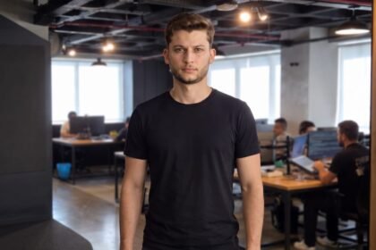 Wylker Moreno, CTO da 4Selet, no escritório da empresa em Goiânia.