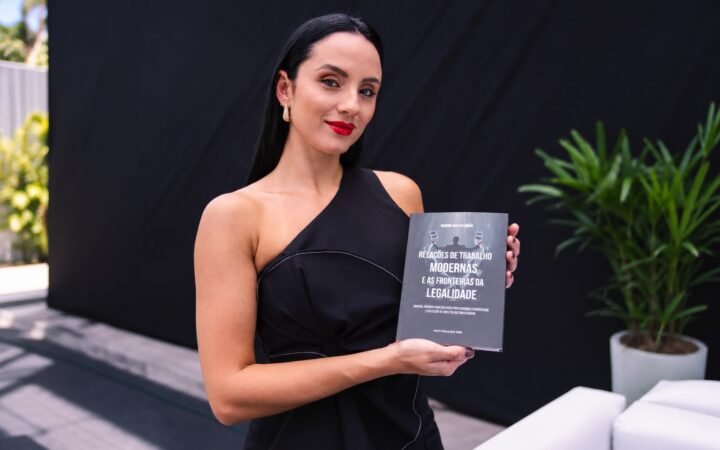 Advogada Marina Aguayo Simão