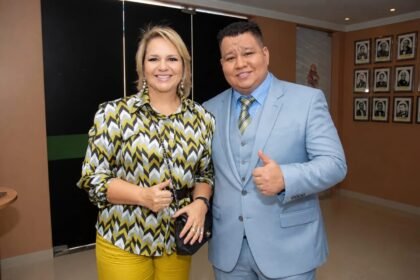 Marcelo Generoso, presidente da Associação Nacional de Jornalismo Digital (ANJD), e Cileide Moussallem, do Portal CM7 Brasil.