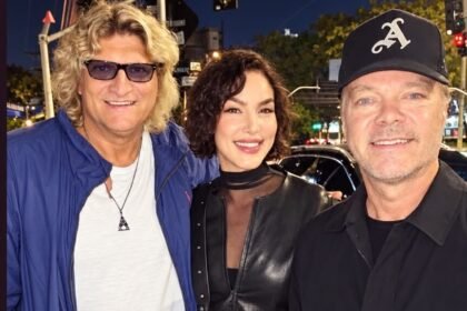 Da esquerda para a direita: Abraham Ackermann, Mary Gripa e Pete Tong, na noite da Freak Chic em São Paulo.